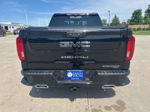 More photos of 2022 GMC Sierra 1500 Denali Ultimate at Gregg Young Chevrolet Newton, IA
