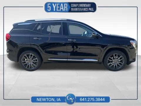 Black 2024 GMC Terrain Denali for sale in Newton, IA
