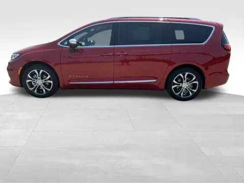 Another view of 2026 Chrysler Pacifica Pinnacle for sale in Newton, IA at Gregg Young Chevrolet Newton
