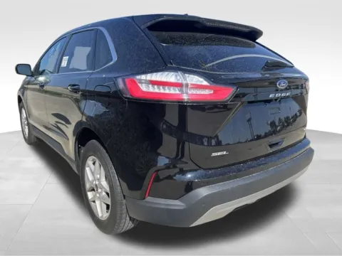 More photos of 2024 Ford Edge SEL at Gregg Young Chevrolet Newton, IA