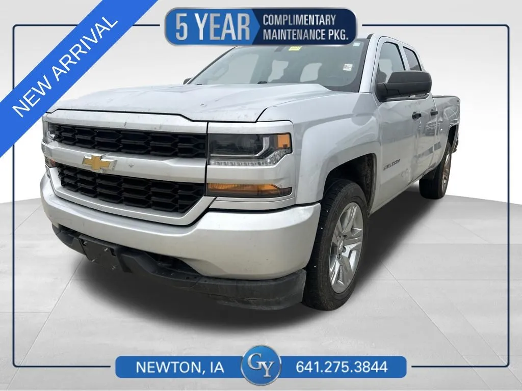 Silver 2017 Chevrolet Silverado 1500 Custom for sale in Newton, IA