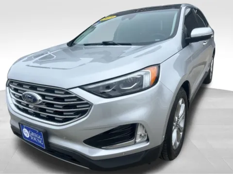 Another view of 2019 Ford Edge Titanium for sale in Newton, IA at Gregg Young Chevrolet Newton