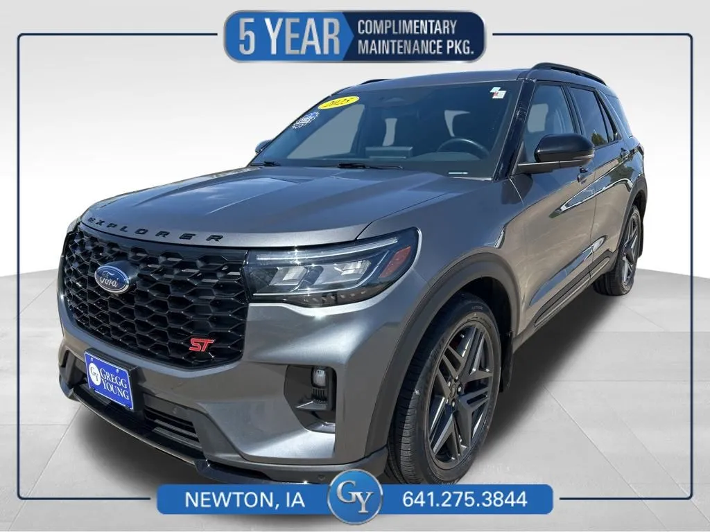 Gray 2025 Ford Explorer ST for sale in Newton, IA
