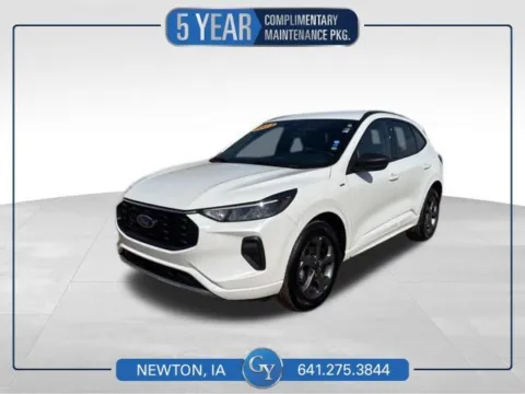 White 2023 Ford Escape ST-Line for sale in Newton, IA