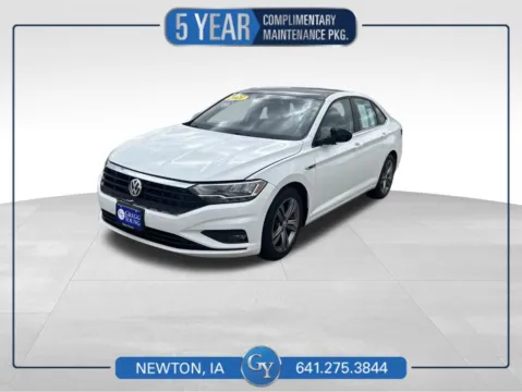 White 2021 Volkswagen Jetta R-Line for sale in Newton, IA
