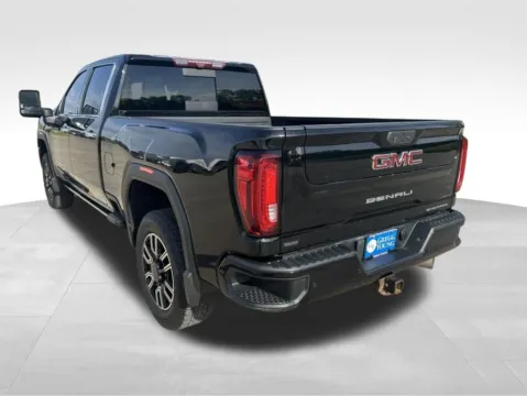 More photos of 2021 GMC Sierra 2500HD Denali at Gregg Young Chevrolet Newton, IA
