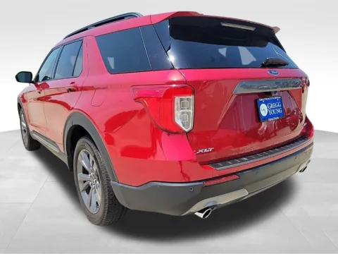 More photos of 2023 Ford Explorer XLT at Gregg Young Chevrolet Newton, IA