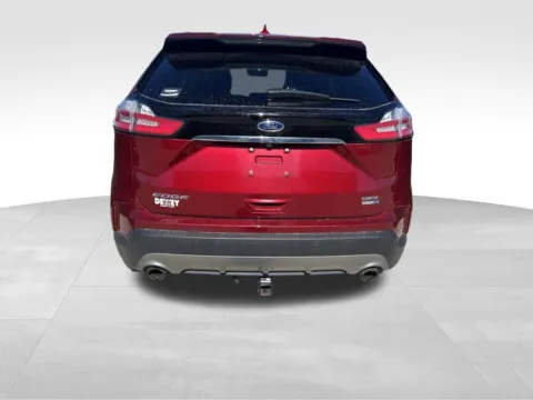 More photos of 2019 Ford Edge SEL at Gregg Young Chevrolet Newton, IA