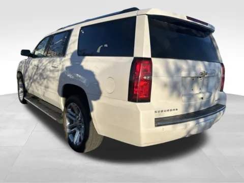 More photos of 2020 Chevrolet Suburban Premier at Gregg Young Chevrolet Newton, IA