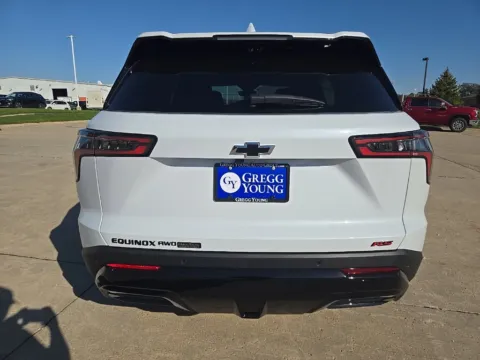 More photos of 2027 Chevrolet Equinox RS at Gregg Young Chevrolet Newton, IA