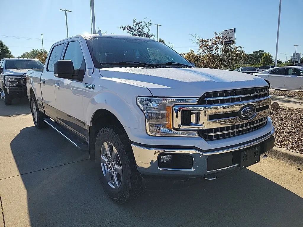2018 Ford F-150 XLT photo 2
