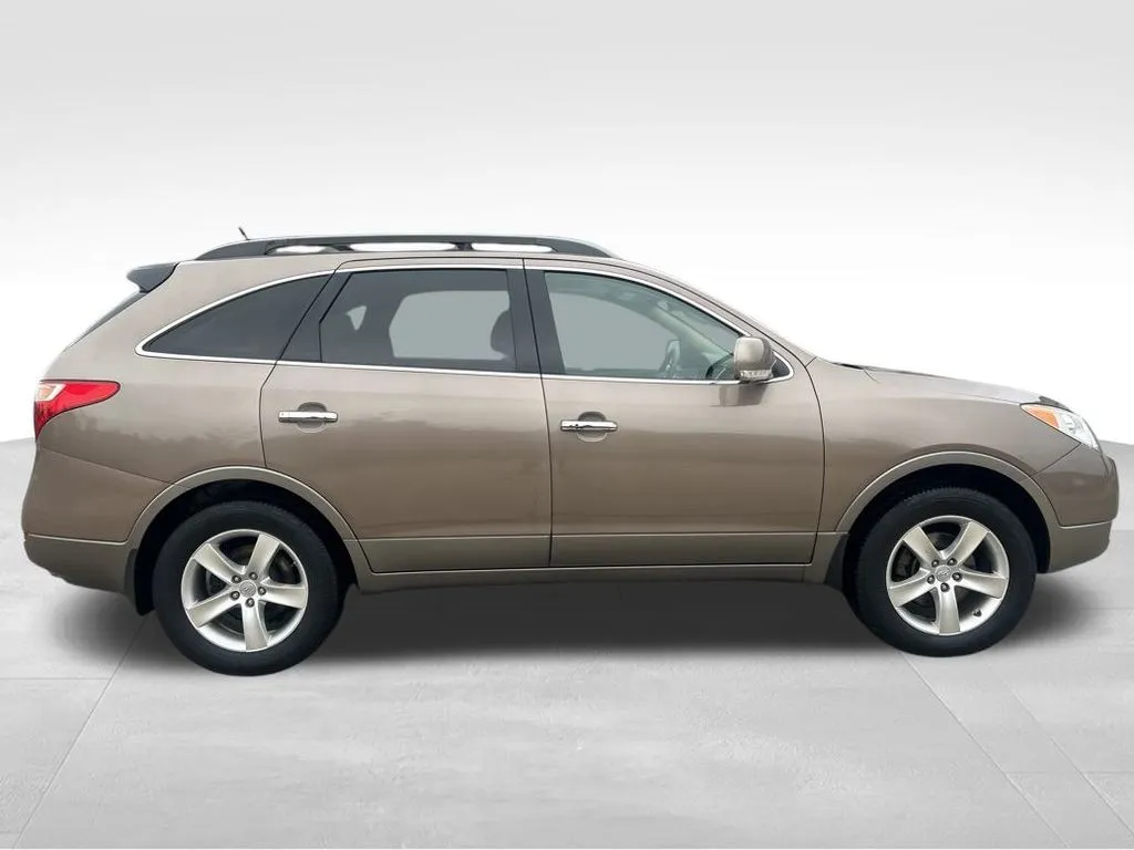 2010 Hyundai Veracruz Limited photo 3