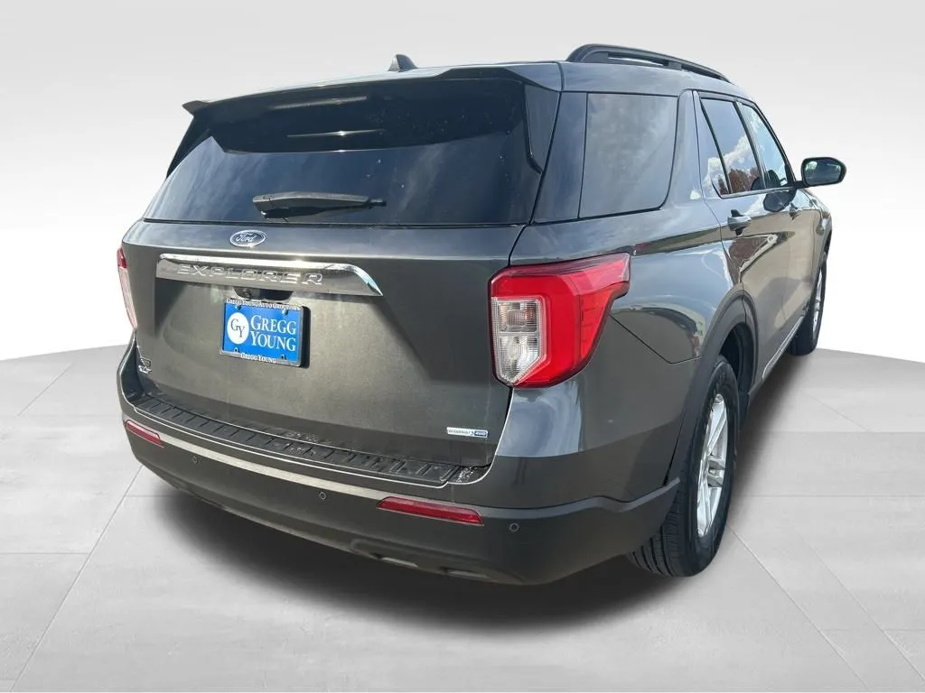 2020 Ford Explorer XLT photo 3