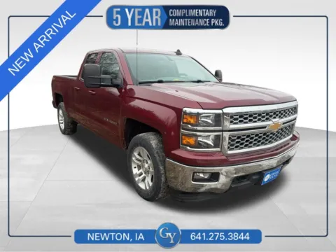 Red 2015 Chevrolet Silverado 1500 LT for sale in Newton, IA