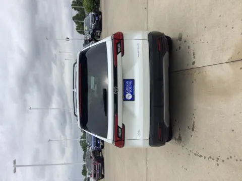 More photos of 2025 Toyota Grand Highlander Platinum at Gregg Young Chevrolet Newton, IA