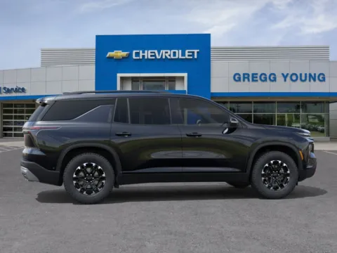 More photos of 2027 Chevrolet Traverse Z71 at Gregg Young Chevrolet Newton, IA
