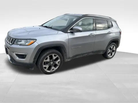Another view of 2018 Jeep Compass Limited for sale in Newton, IA at Gregg Young Chevrolet Newton