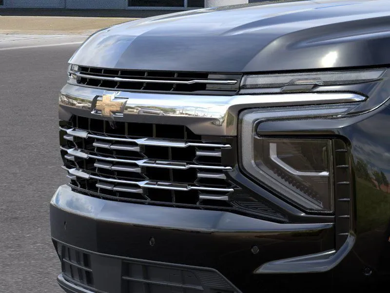 2025 Chevrolet Suburban Premier photo 3