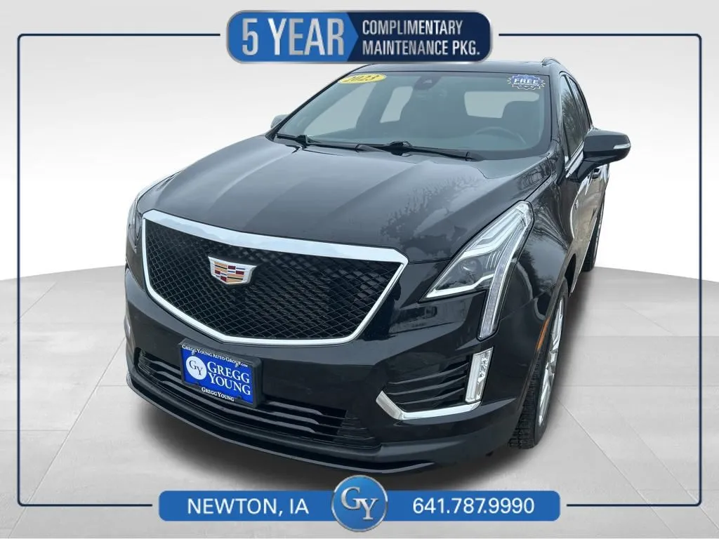 Black 2023 Cadillac XT5 Sport for sale in Newton, IA