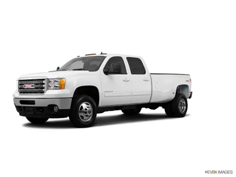 White 2013 GMC Sierra 3500HD Denali for sale in Newton, IA