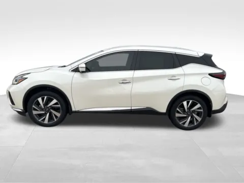 Another view of 2023 Nissan Murano SL for sale in Newton, IA at Gregg Young Chevrolet Newton