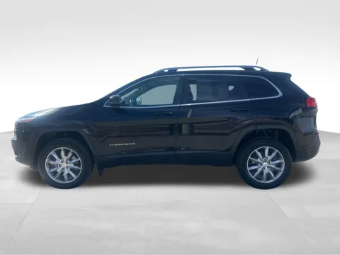 Another view of 2017 Jeep Cherokee Limited for sale in Newton, IA at Gregg Young Chevrolet Newton