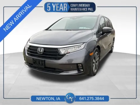 Black 2022 Honda Odyssey Touring for sale in Newton, IA