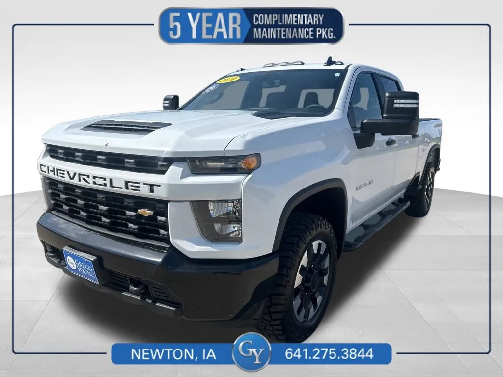 White 2020 Chevrolet Silverado 2500HD Custom for sale in Newton, IA