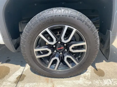 More photos of 2021 GMC Sierra 1500 AT4 at Gregg Young Chevrolet Newton, IA