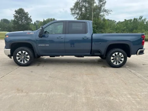 Photos of 2026 Chevrolet Silverado 2500 HD LT for sale in Newton, IA at Gregg Young Chevrolet Newton