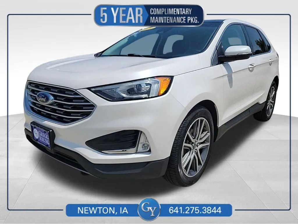 White 2019 Ford Edge Titanium for sale in Newton, IA