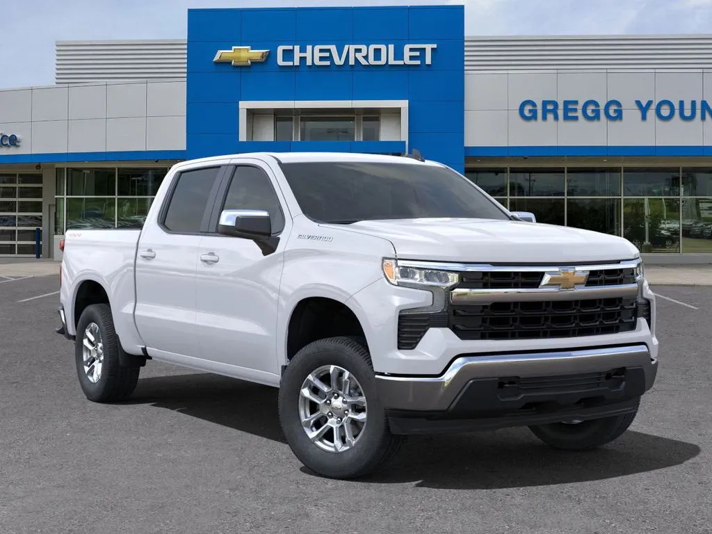 2025 Chevrolet Silverado 1500 LT photo 3