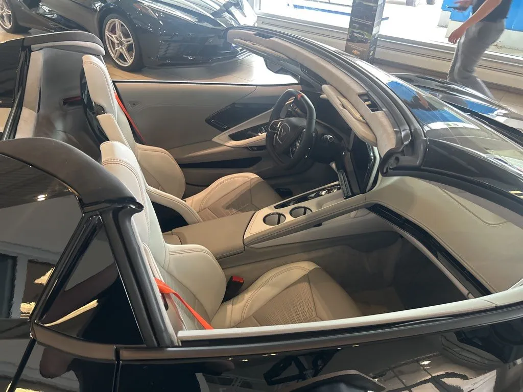 2026 Chevrolet Corvette Stingray 3LT photo 4