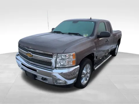 More photos of 2012 Chevrolet Silverado 1500 LT at Gregg Young Chevrolet Newton, IA