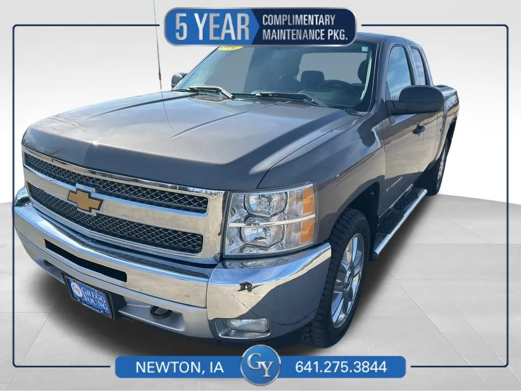 Gray 2012 Chevrolet Silverado 1500 LT for sale in Newton, IA