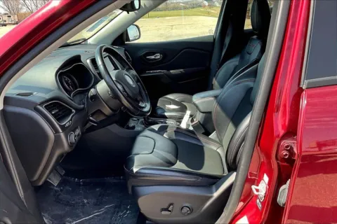 More photos of 2021 Jeep Cherokee Trailhawk at Gregg Young Chevrolet Marshalltown, IA