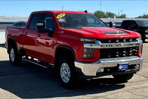 Photos of 2021 Chevrolet Silverado 2500HD LT for sale in Marshalltown, IA at Gregg Young Chevrolet Marshalltown