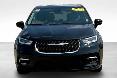 Photos of 2023 Chrysler Pacifica Touring L for sale in Marshalltown, IA at Gregg Young Chevrolet Marshalltown