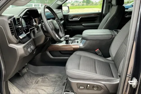 More photos of 2024 Chevrolet Silverado 1500 RST at Gregg Young Chevrolet Marshalltown, IA