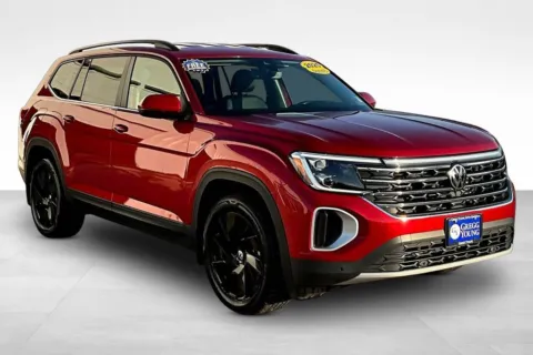Another view of 2025 Volkswagen Atlas 2.0T SE w/Technology for sale in Marshalltown, IA at Gregg Young Chevrolet Marshalltown
