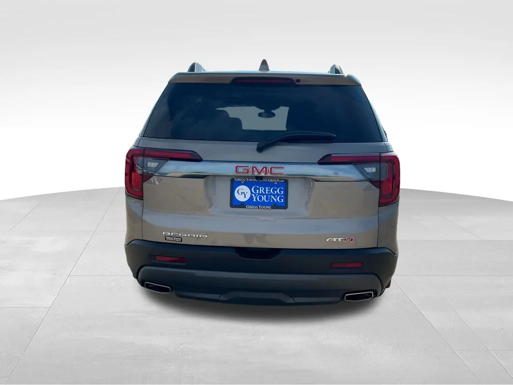 2023 Gmc Acadia AT4 photo 2