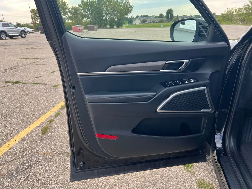 2022 Kia Telluride EX photo 4