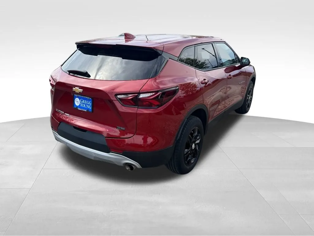 2021 Chevrolet Blazer 2LT photo 2