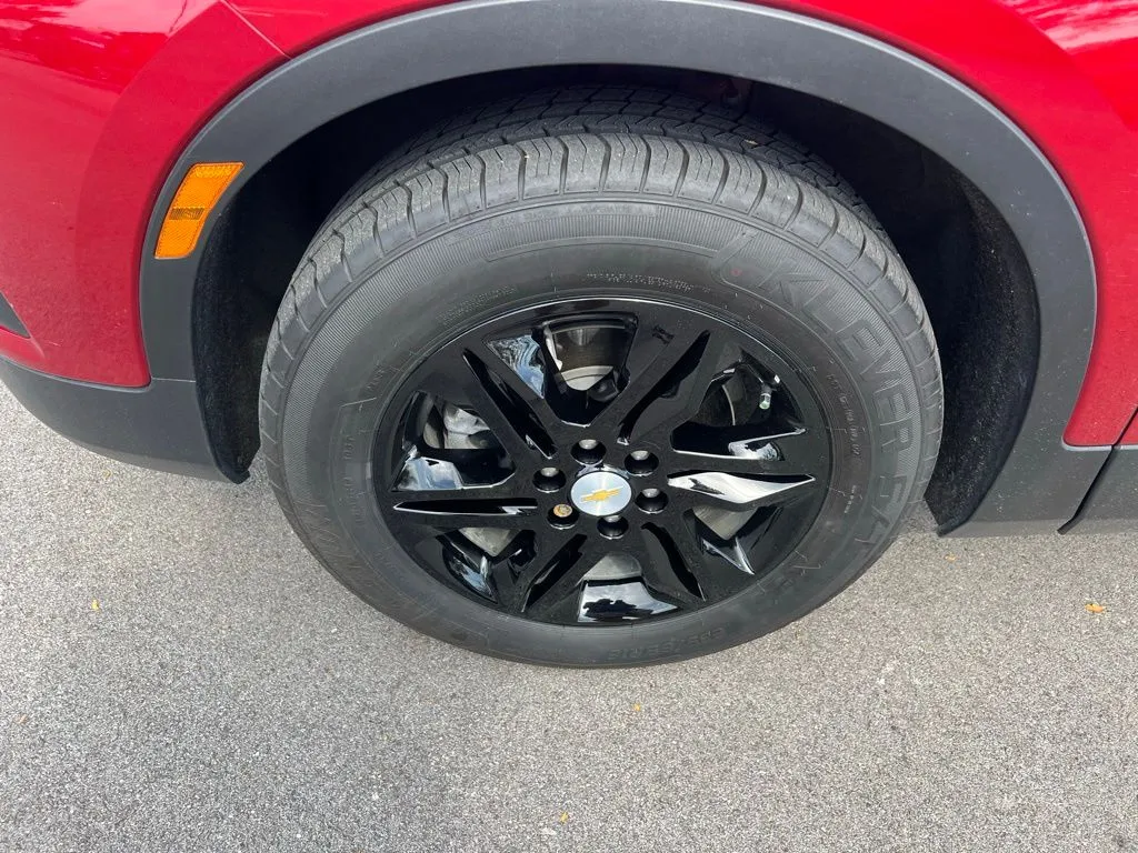 2021 Chevrolet Blazer 2LT photo 4