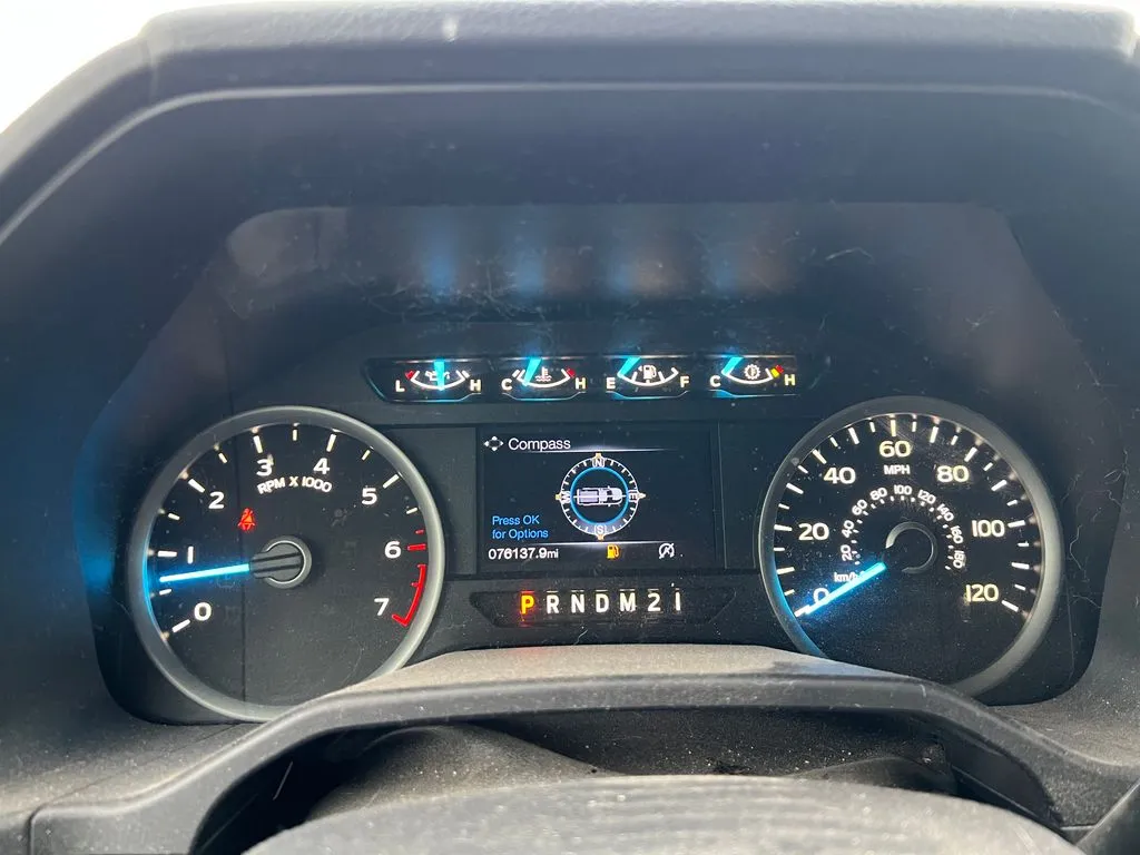 2016 Ford F-150 XLT photo 4