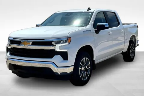 White 2023 Chevrolet Silverado 1500 LT for sale in Marshalltown, IA