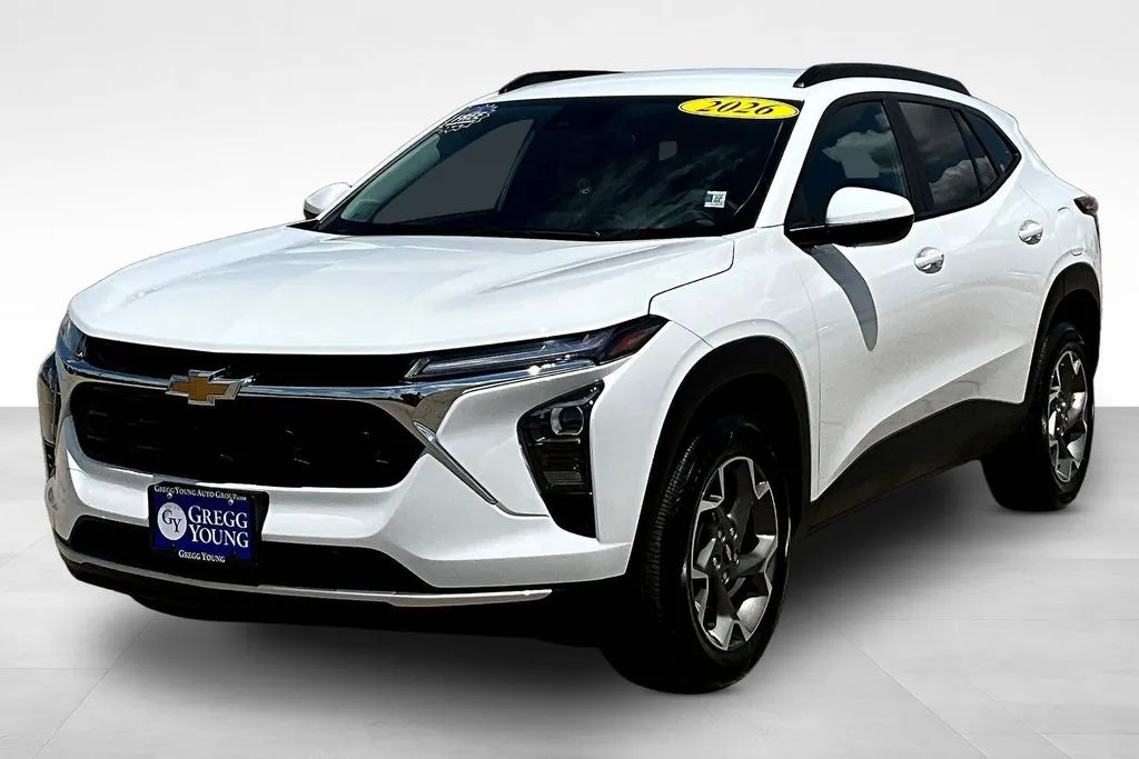 White 2026 Chevrolet Trax LT for sale in Marshalltown, IA