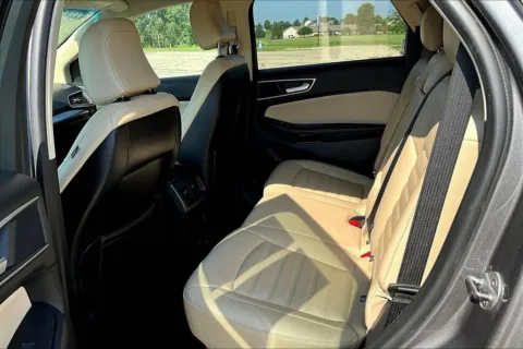 More photos of 2024 Ford Edge SEL at Gregg Young Chevrolet Marshalltown, IA