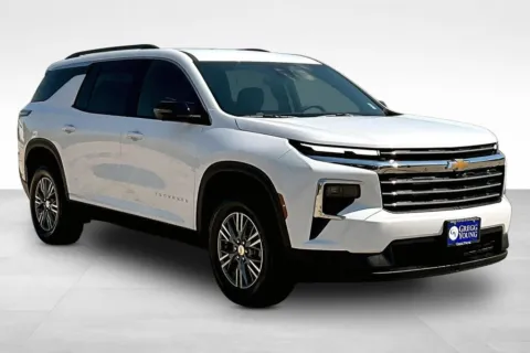 Photos of 2027 Chevrolet Traverse LT for sale in Marshalltown, IA at Gregg Young Chevrolet Marshalltown