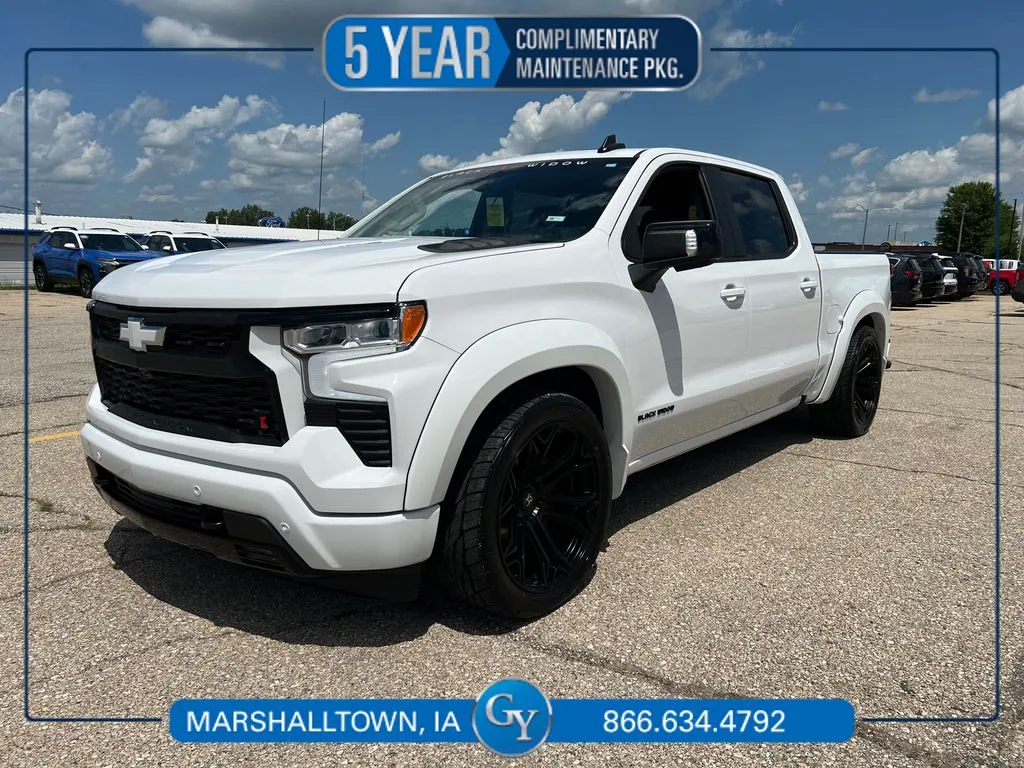 White 2025 Chevrolet Silverado 1500 RST for sale in Marshalltown, IA